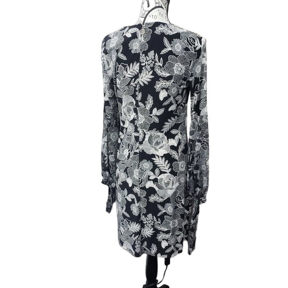 Tommy Hilfiger women's size 6 Black and White Dress NWT - Picture 6 of 7